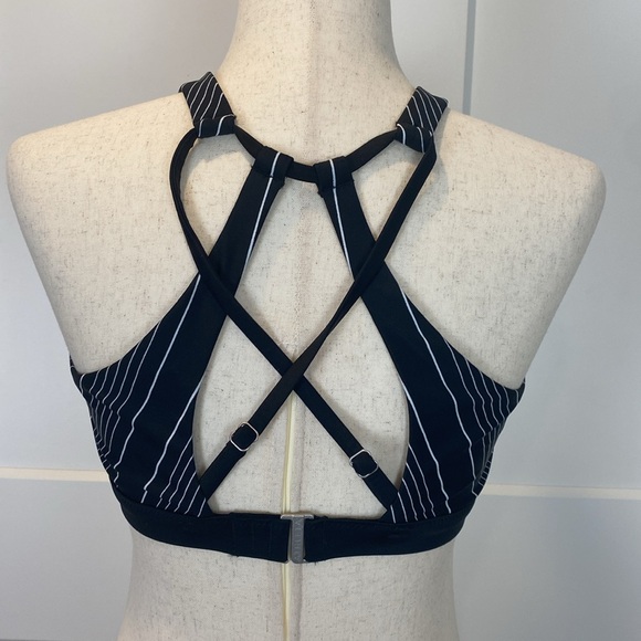 Athleta Chevron High Neck Strappy Swim Top Padded Halter Underwire Size 34 D/ DD - Picture 13 of 14